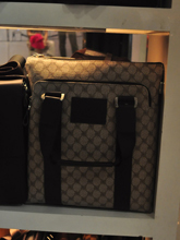 男包箱包商场爆款 融合国际设计趋势的时尚选择