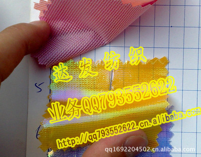 探索潮流时尚新元素 1733款闪光七彩布与幻彩布面料全解析